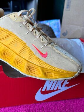 Nike Ava Rover 'celestial Gold Bright Crimson Sz 7Y